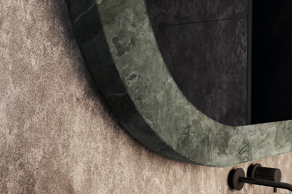 A unique mirror in a custom-made frame. Tailor it to your needs