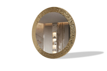 Glamour mirror