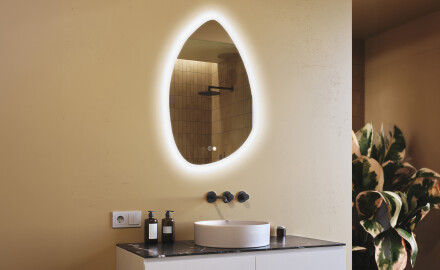 Irregular‑shaped mirror with lighting, 64×94 cm, dual color, touch switch, heating mat