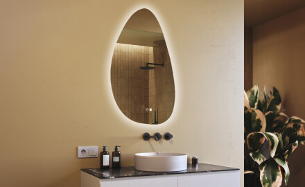 Irregular-shaped mirror with lighting, 64×104 cm, dual color, touch switch, heating mat