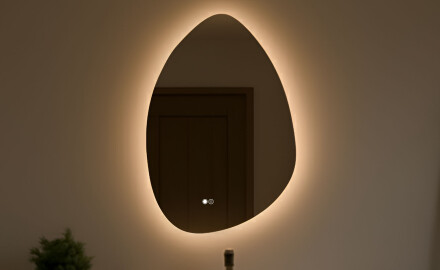 Irregular-shaped mirror with lighting, 64×94 cm, dual color, touch switch, heating mat