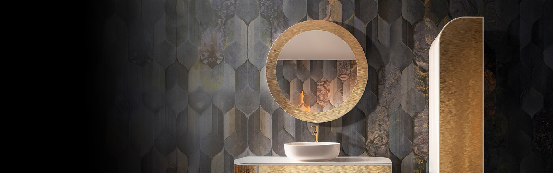 Mirrors in a metal frame